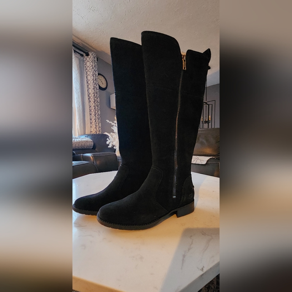 NEW! Uggs Sorenson Knee high boots